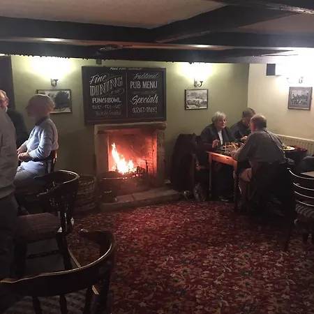 Inn The Punchbowl Inn