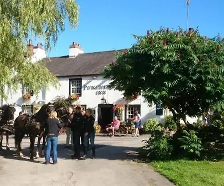 여관 The Punchbowl 3*